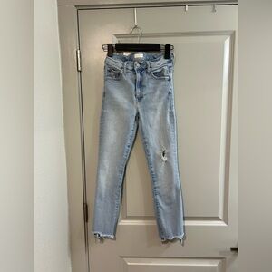 MOTHER Denim The insider crop Jean in color Outerspace